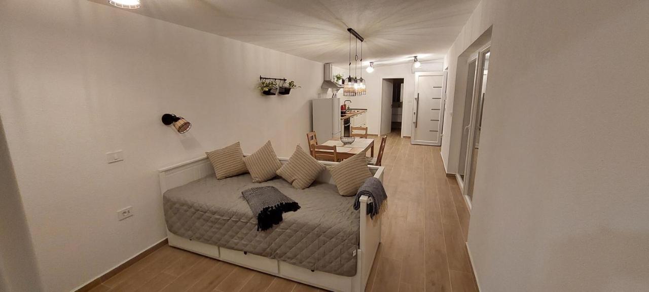 Stara Malija Apartment Izola Exterior photo